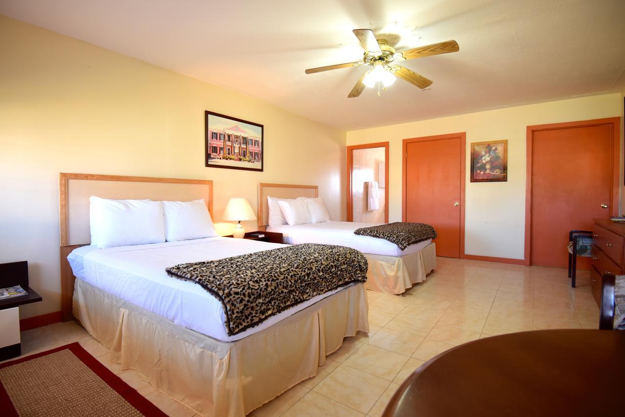Chester'S Bonefishing Lodge Chesters Экстерьер фото